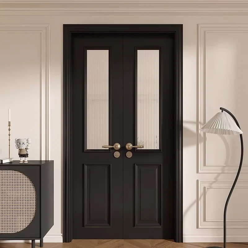 Tall privacy-glass double entrance
